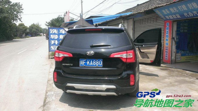 起亚13款索兰托一机双图安装图一